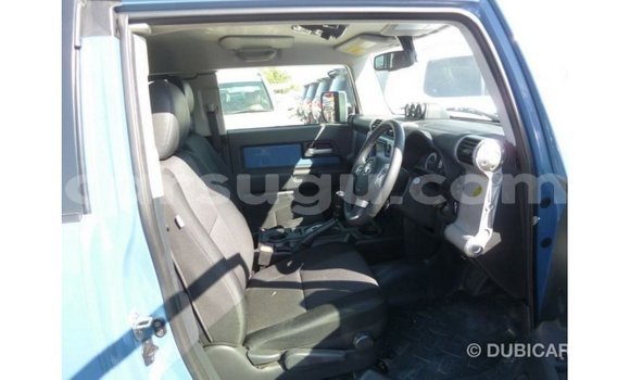 Sayi Imported Toyota FJ Cruiser Blue Mota in Import - Dubai a Burkina Faso Sayi Imported Toyota FJ Cruiser Blue Mota in Import - Dubai a Burkina Faso