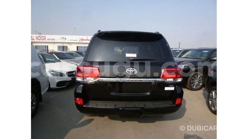 Big with watermark toyota land cruiser burkina faso import dubai 5998