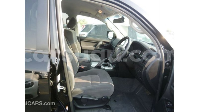 Big with watermark toyota land cruiser burkina faso import dubai 5998