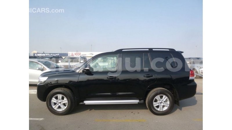 Big with watermark toyota land cruiser burkina faso import dubai 5998