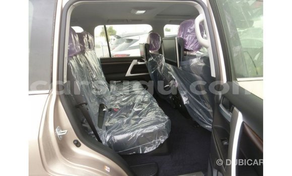 Sayi Imported Toyota Land Cruiser Sauran Mota in Import - Dubai a Burkina Faso Sayi Imported Toyota Land Cruiser Sauran Mota in Import - Dubai a Burkina Faso
