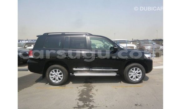 Sayi Imported Toyota Land Cruiser Black Mota in Import - Dubai a Burkina Faso Sayi Imported Toyota Land Cruiser Black Mota in Import - Dubai a Burkina Faso