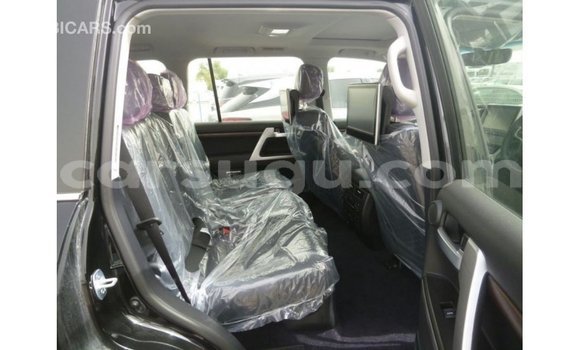 Sayi Imported Toyota Land Cruiser Black Mota in Import - Dubai a Burkina Faso Sayi Imported Toyota Land Cruiser Black Mota in Import - Dubai a Burkina Faso