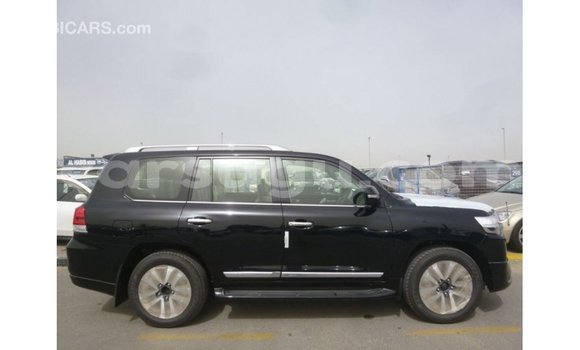 Sayi Imported Toyota Land Cruiser Black Mota in Import - Dubai a Burkina Faso Sayi Imported Toyota Land Cruiser Black Mota in Import - Dubai a Burkina Faso