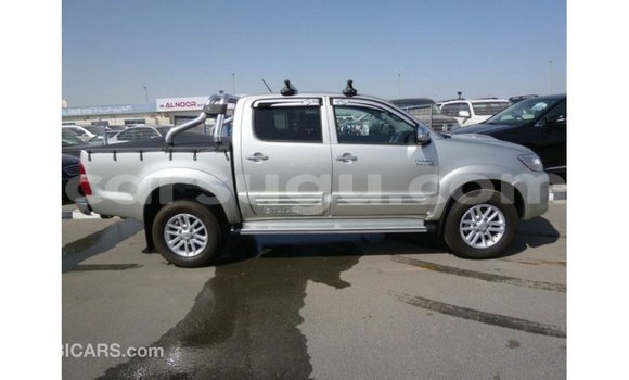 Sayi Imported Toyota Hilux Sauran Mota in Import - Dubai a Burkina Faso Sayi Imported Toyota Hilux Sauran Mota in Import - Dubai a Burkina Faso