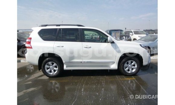 Sayi Imported Toyota Prado White Mota in Import - Dubai a Burkina Faso Sayi Imported Toyota Prado White Mota in Import - Dubai a Burkina Faso