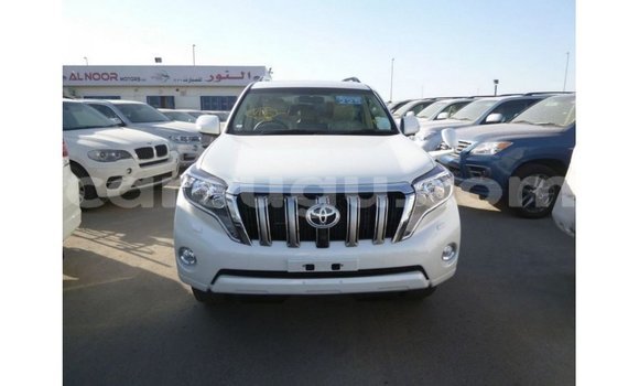 Sayi Imported Toyota Prado White Mota in Import - Dubai a Burkina Faso Sayi Imported Toyota Prado White Mota in Import - Dubai a Burkina Faso