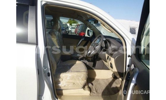 Sayi Imported Toyota Prado White Mota in Import - Dubai a Burkina Faso Sayi Imported Toyota Prado White Mota in Import - Dubai a Burkina Faso