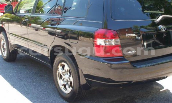 Acheter Occasion Voiture Toyota Highlander Noir à Ouagadougou au Burkina-Faso Acheter Occasion Voiture Toyota Highlander Noir à Ouagadougou au Burkina-Faso