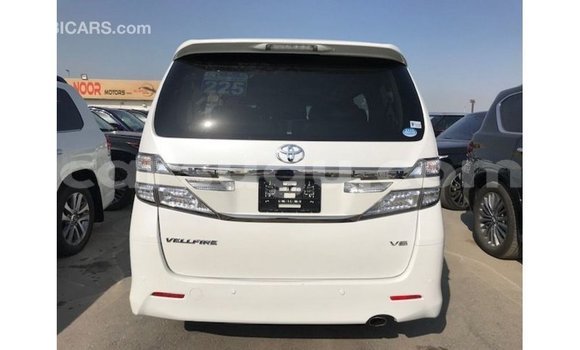 Acheter Import Voiture Toyota Vellfire Blanc à Import - Dubai, Burkina-Faso Acheter Import Voiture Toyota Vellfire Blanc à Import - Dubai, Burkina-Faso