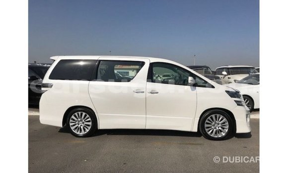 Acheter Import Voiture Toyota Vellfire Blanc à Import - Dubai, Burkina-Faso Acheter Import Voiture Toyota Vellfire Blanc à Import - Dubai, Burkina-Faso