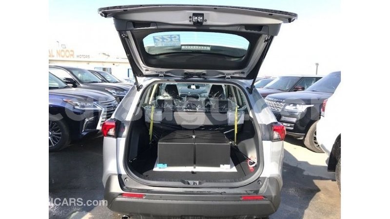 Big with watermark toyota hiace burkina faso import dubai 6026