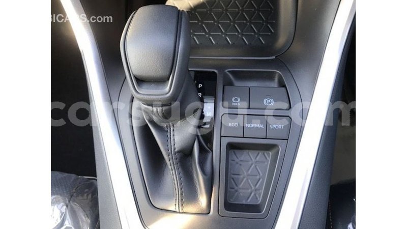 Big with watermark toyota hiace burkina faso import dubai 6026