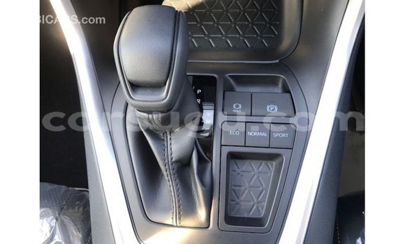 Sayi Imported Toyota HiAce Sauran Babbar mota in Import - Dubai a Burkina Faso Sayi Imported Toyota HiAce Sauran Babbar mota in Import - Dubai a Burkina Faso