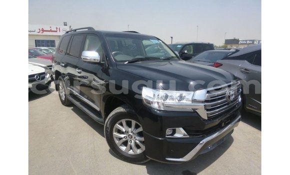 Acheter Import Voiture Toyota Land Cruiser Noir à Import - Dubai, Burkina-Faso Acheter Import Voiture Toyota Land Cruiser Noir à Import - Dubai, Burkina-Faso