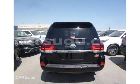 Sayi Imported Toyota Land Cruiser Black Mota in Import - Dubai a Burkina Faso Sayi Imported Toyota Land Cruiser Black Mota in Import - Dubai a Burkina Faso