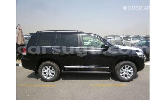 Acheter Import Voiture Toyota Land Cruiser Noir à Import - Dubai, Burkina-Faso Acheter Import Voiture Toyota Land Cruiser Noir à Import - Dubai, Burkina-Faso
