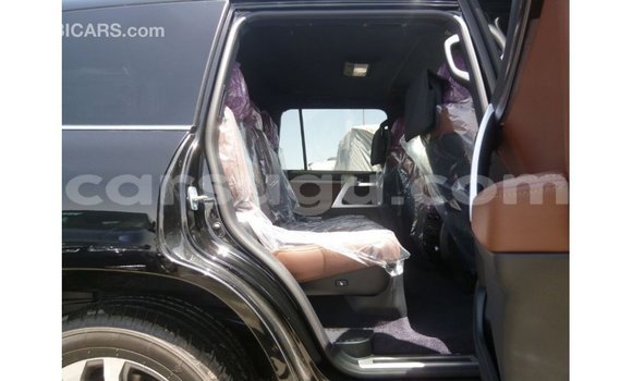 Sayi Imported Toyota Land Cruiser Black Mota in Import - Dubai a Burkina Faso Sayi Imported Toyota Land Cruiser Black Mota in Import - Dubai a Burkina Faso