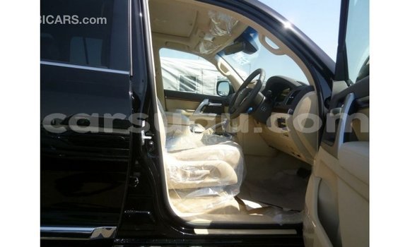 Sayi Imported Toyota Land Cruiser Black Mota in Import - Dubai a Burkina Faso Sayi Imported Toyota Land Cruiser Black Mota in Import - Dubai a Burkina Faso
