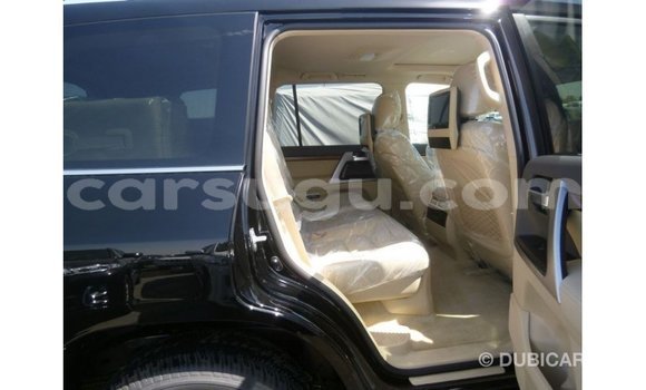 Sayi Imported Toyota Land Cruiser Black Mota in Import - Dubai a Burkina Faso Sayi Imported Toyota Land Cruiser Black Mota in Import - Dubai a Burkina Faso