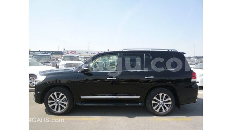 Big with watermark toyota land cruiser burkina faso import dubai 6036