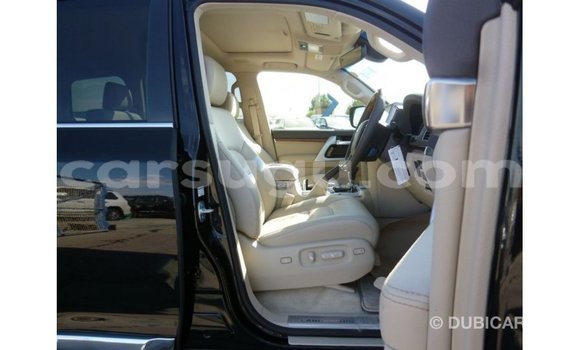 Sayi Imported Toyota Land Cruiser Black Mota in Import - Dubai a Burkina Faso Sayi Imported Toyota Land Cruiser Black Mota in Import - Dubai a Burkina Faso