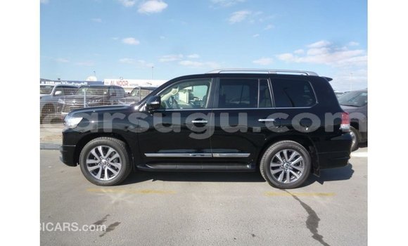 Sayi Imported Toyota Land Cruiser Black Mota in Import - Dubai a Burkina Faso Sayi Imported Toyota Land Cruiser Black Mota in Import - Dubai a Burkina Faso