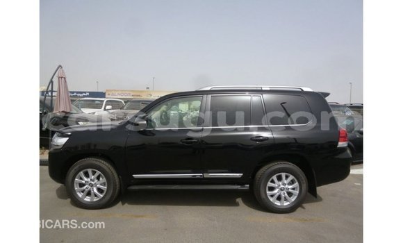 Sayi Imported Toyota Land Cruiser Black Mota in Import - Dubai a Burkina Faso Sayi Imported Toyota Land Cruiser Black Mota in Import - Dubai a Burkina Faso