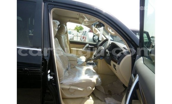 Sayi Imported Toyota Land Cruiser Black Mota in Import - Dubai a Burkina Faso Sayi Imported Toyota Land Cruiser Black Mota in Import - Dubai a Burkina Faso