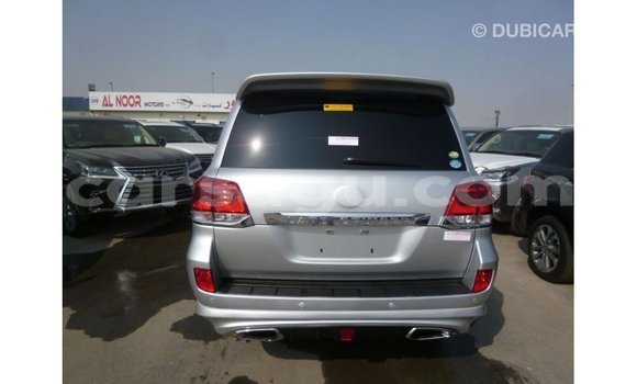 Sayi Imported Toyota Land Cruiser Sauran Mota in Import - Dubai a Burkina Faso Sayi Imported Toyota Land Cruiser Sauran Mota in Import - Dubai a Burkina Faso