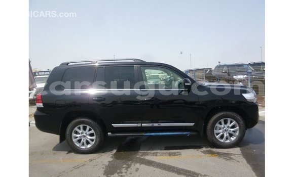 Sayi Imported Toyota Land Cruiser Black Mota in Import - Dubai a Burkina Faso Sayi Imported Toyota Land Cruiser Black Mota in Import - Dubai a Burkina Faso