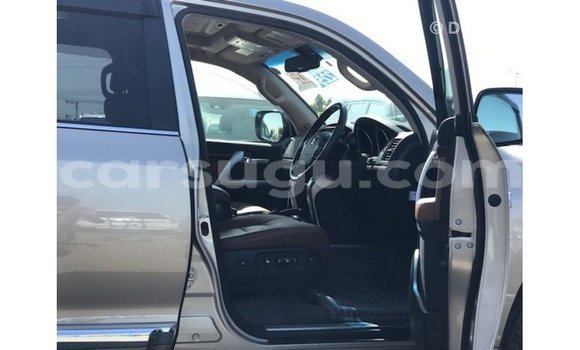 Buy Import Toyota Land Cruiser Other Car in Import - Dubai in Burkina Faso Buy Import Toyota Land Cruiser Other Car in Import - Dubai in Burkina Faso
