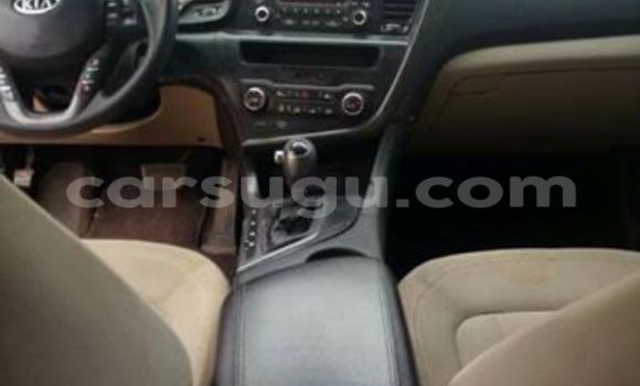 Sayi Sabo Kia Optima White Mota in Ouagadougou a Burkina Faso Sayi Sabo Kia Optima White Mota in Ouagadougou a Burkina Faso