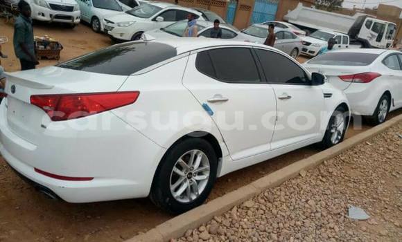 Sayi Sabo Kia Optima White Mota in Ouagadougou a Burkina Faso Sayi Sabo Kia Optima White Mota in Ouagadougou a Burkina Faso