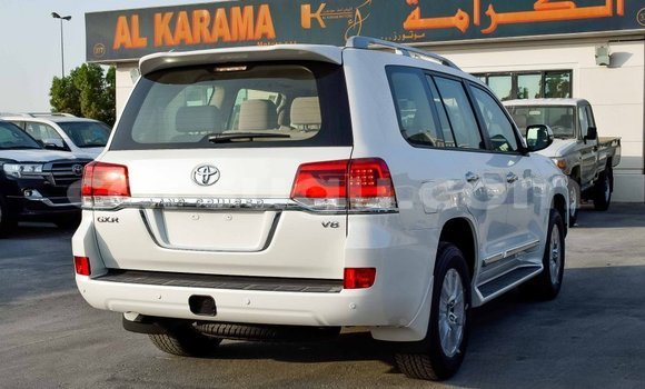 Buy Import Toyota Land Cruiser White Car in Import - Dubai in Burkina Faso Buy Import Toyota Land Cruiser White Car in Import - Dubai in Burkina Faso