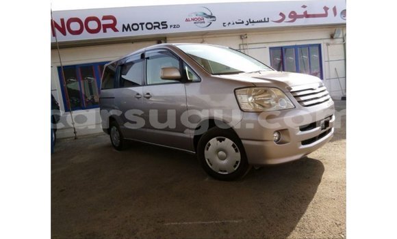 Sayi Imported Toyota Voxy Sauran Mota in Import - Dubai a Burkina Faso Sayi Imported Toyota Voxy Sauran Mota in Import - Dubai a Burkina Faso