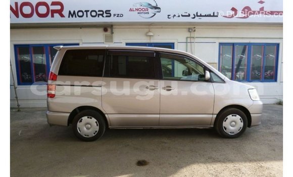 Sayi Imported Toyota Voxy Sauran Mota in Import - Dubai a Burkina Faso Sayi Imported Toyota Voxy Sauran Mota in Import - Dubai a Burkina Faso
