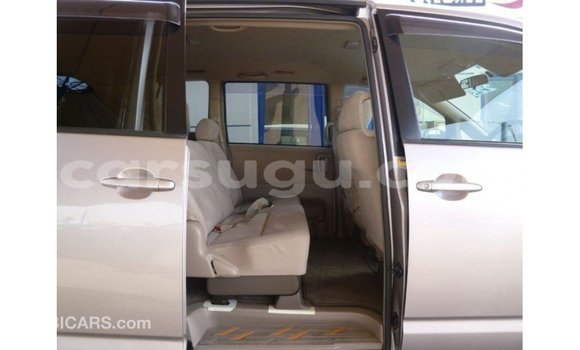 Sayi Imported Toyota Voxy Sauran Mota in Import - Dubai a Burkina Faso Sayi Imported Toyota Voxy Sauran Mota in Import - Dubai a Burkina Faso