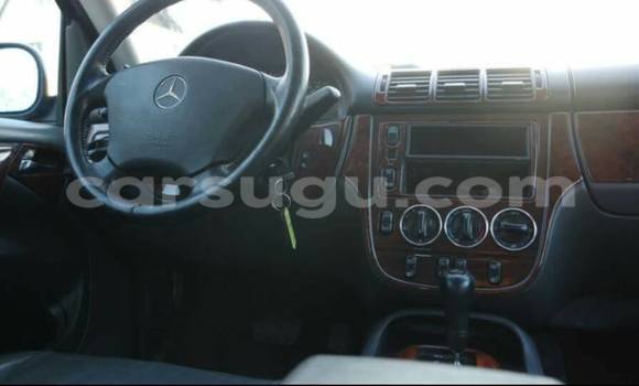 Sayi Sabo Mercedes-Benz ML–Class Blue Mota in Ouagadougou a Burkina Faso Sayi Sabo Mercedes-Benz ML–Class Blue Mota in Ouagadougou a Burkina Faso