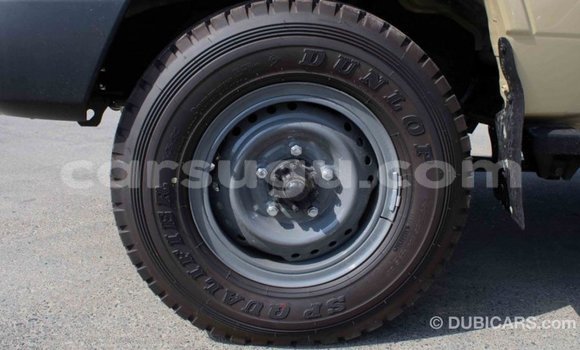 Buy Import Toyota Land Cruiser Beige Car in Import - Dubai in Burkina Faso Buy Import Toyota Land Cruiser Beige Car in Import - Dubai in Burkina Faso