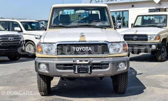 Acheter Import Voiture Toyota Land Cruiser Beige à Import - Dubai, Burkina-Faso Acheter Import Voiture Toyota Land Cruiser Beige à Import - Dubai, Burkina-Faso