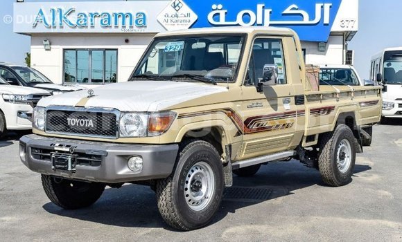 Acheter Import Voiture Toyota Land Cruiser Beige à Import - Dubai, Burkina-Faso Acheter Import Voiture Toyota Land Cruiser Beige à Import - Dubai, Burkina-Faso