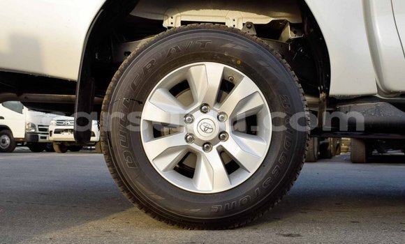Buy Import Toyota Hilux White Car in Import - Dubai in Burkina Faso Buy Import Toyota Hilux White Car in Import - Dubai in Burkina Faso