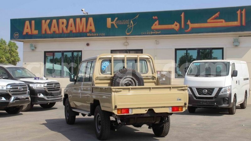 Big with watermark toyota land cruiser burkina faso import dubai 6069