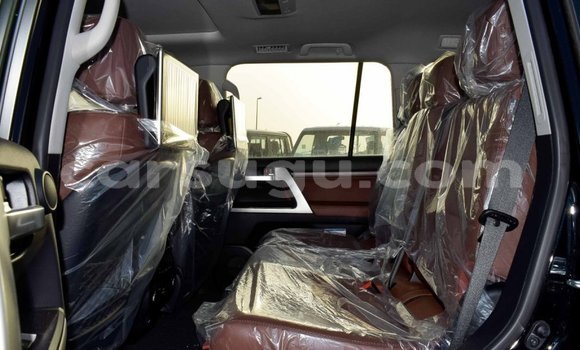 Acheter Import Voiture Toyota Land Cruiser Noir à Import - Dubai, Burkina-Faso Acheter Import Voiture Toyota Land Cruiser Noir à Import - Dubai, Burkina-Faso