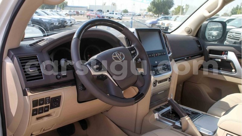 Big with watermark toyota land cruiser burkina faso import dubai 6080