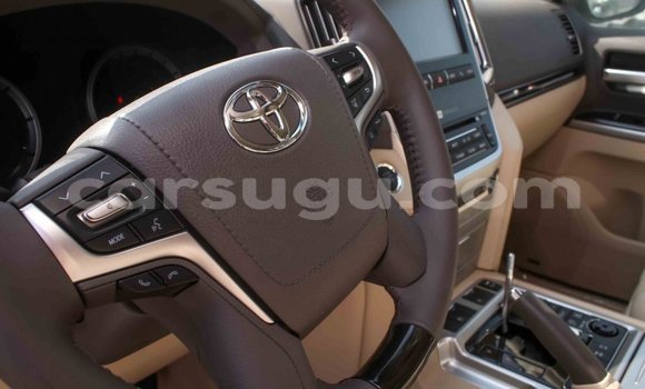 Buy Import Toyota Land Cruiser White Car in Import - Dubai in Burkina Faso Buy Import Toyota Land Cruiser White Car in Import - Dubai in Burkina Faso