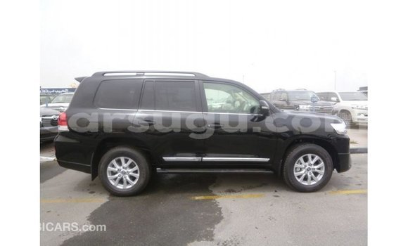 Sayi Imported Toyota Land Cruiser Black Mota in Import - Dubai a Burkina Faso Sayi Imported Toyota Land Cruiser Black Mota in Import - Dubai a Burkina Faso
