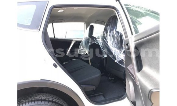 Sayi Imported Toyota HiAce White Babbar mota in Import - Dubai a Burkina Faso Sayi Imported Toyota HiAce White Babbar mota in Import - Dubai a Burkina Faso