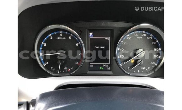 Sayi Imported Toyota HiAce White Babbar mota in Import - Dubai a Burkina Faso Sayi Imported Toyota HiAce White Babbar mota in Import - Dubai a Burkina Faso